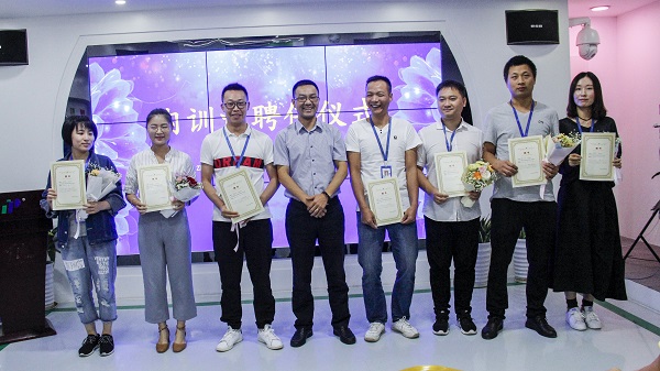 ����(j��ng)������(y��ng)�c��(n��i)Ӗ(x��n)����Ӱ