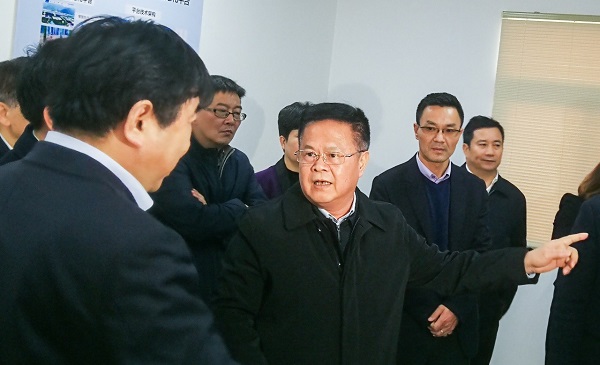 浙江省委副書記鄭柵潔調研德清早園筍項目