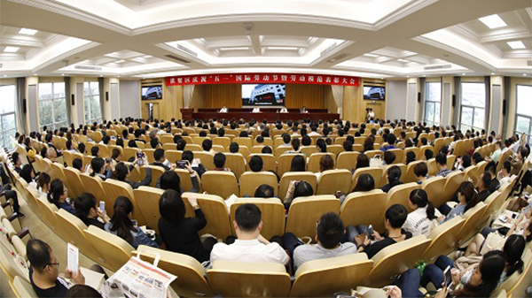 �����^���_�ˑcף����һ�����H�ڄӹ��߄ڄ�ģ�����ô��