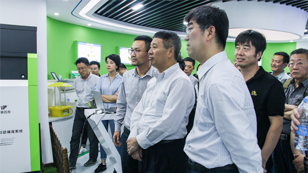 ȫ���r�������hί��ӛκ����һ�Ѕ��^�������rչ�d