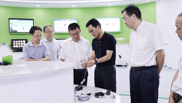 浙江省農(nóng)業(yè)農(nóng)村廳黨組書(shū)記、廳長(zhǎng)王通林一行蒞臨托普云農(nóng)調(diào)研