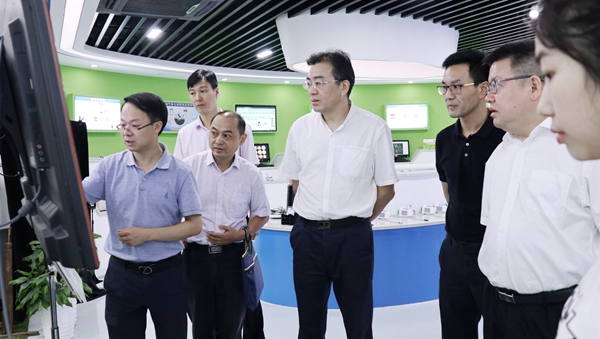 浙江省農(nóng)業(yè)農(nóng)村廳黨組書(shū)記、廳長(zhǎng)王通林一行蒞臨托普云農(nóng)調(diào)研