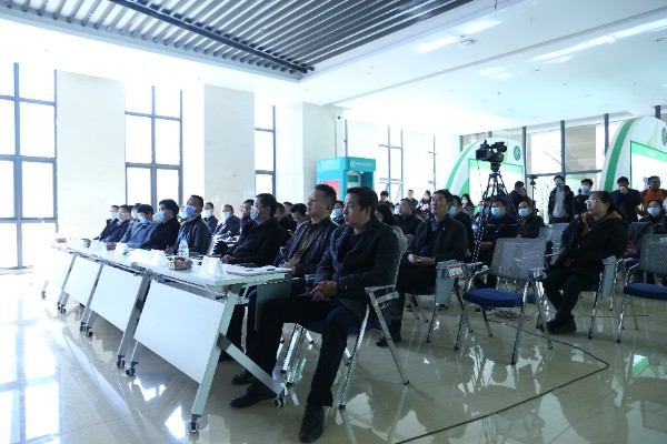 �ƽ���F��