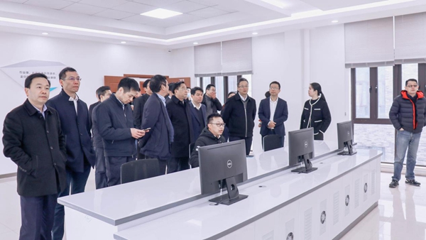 �����r�I���ֻ�չ�d